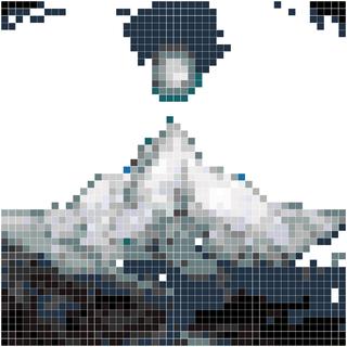 雪山映月